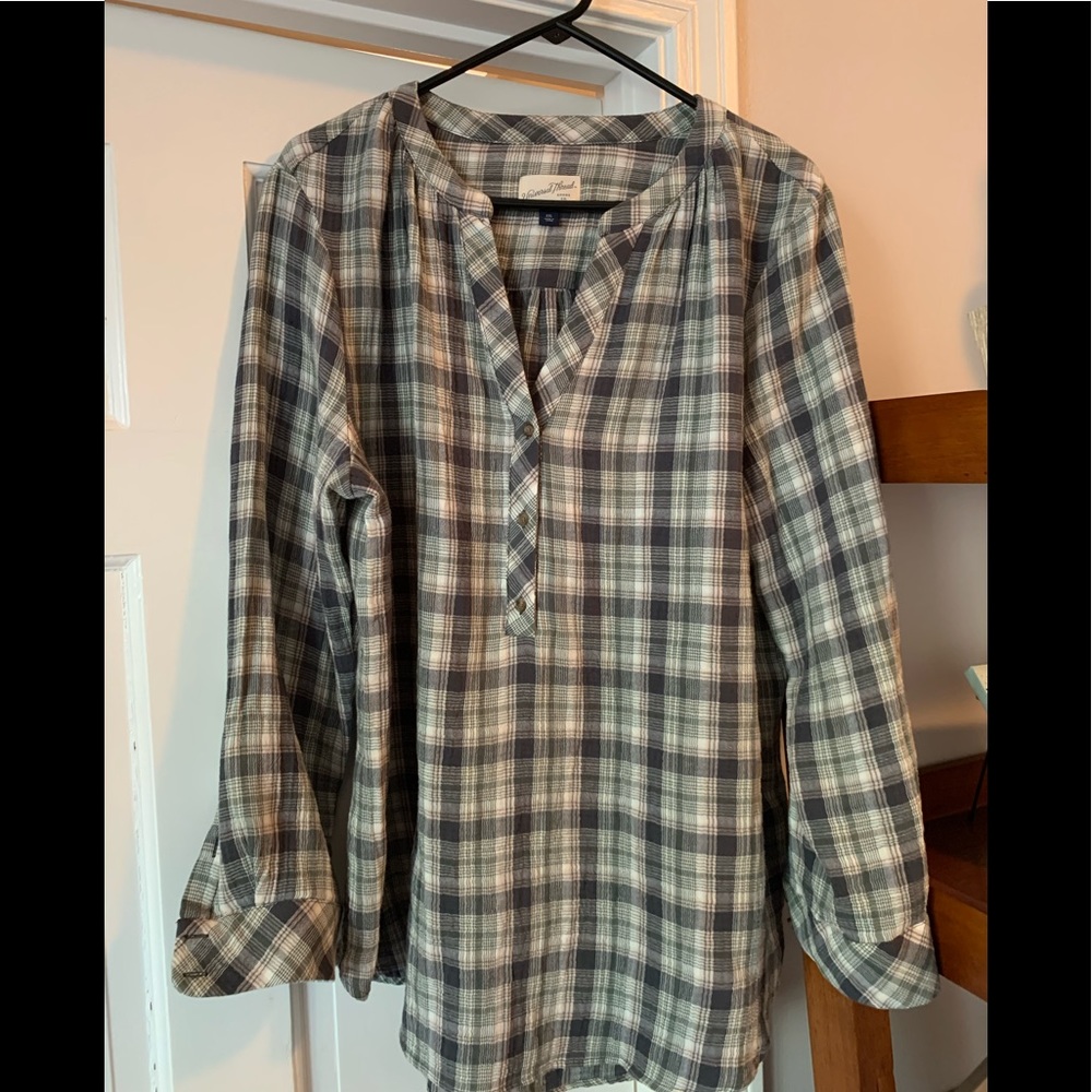 Women’s popover flannel top